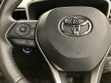 当店ではauも取り扱っております。お車と一緒にau携帯の機種変更も可能です♪また、自動車保険も取り扱っております。車の支払いと自動車保険の支払いをまとめてお支払い可能なプランもあります♪