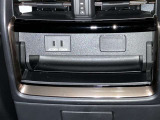 USB/AUX端子も備えられていますので?お手持ちの音楽機器を繋げられます(^^♪