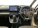 この車で色んな場所へドライブに出かけてみませんか。