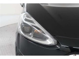 LEDランプ車 白く照らされるのが特徴です。明るいだけでなく、周囲からの認知されやすく歩行者や死角にいる方へアピール効果、安全性が飛躍的に向上します!