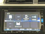 ★スマートフォンのような操作感の静電式タッチパネル。