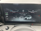 スピードメーターのディスプレイを切り替えると様々な情報が確認できます。