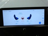運転席・助手席は、ヒーター&ベンチレーション付シートです。暑い時期も寒い冬も快適に過ごせるうれしい装備です。