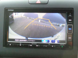 バックカメラも付いて車庫入れも安心です。