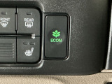 ★ECONスイッチ★ エコドライブを加速しよう!スイッチをONにすると、運転の仕方によるロスを抑え込み燃費をよくするようクルマが頑張ります(*^ー^*)燃費向上にチャレンジ♪