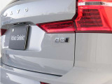 【B5 AWD】高い走行安定性と最適なトラクションを提供するAWD機構を採用。高効率とレスポンスに磨きをかけた新開発「48V ハイブリッド」です。