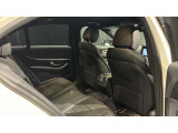 自動車保険に関しても、メルセデス・ベンツ専用のプログラムをご用意しております。飛び石や落下物などでのフロントガラスの修理が必要となった場合、最大で9万円分の補償を致します。