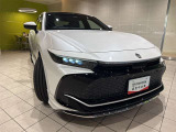 モデリスタ製大型フロントスポイラー装着で他の車両とは違った洗練されたデザインのフロントマスクに!