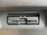 すっきり埋め込み型ETC車載器(高速道路の利用時に 料金所の通過をスムーズに行うために自動で料金を精算するシステム)