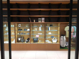 レクサスコレクションも展示販売しております。