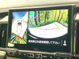 【マルチアラウンドモニター】専用のカメラにより、上から見下ろしたような視点で360度クルマの周囲を確認することができます☆死角部分も確認しやすく、狭い場所での切り返しや駐車もスムーズに行えます。