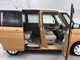車が大好きなスタッフが心をこめて接客いたします。お客様一人一人のお車に対する思いや気持ちをうかがい、充実した時間が過ごせるよう努めます。