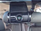 ◆【ドライブレコーダー】映像・音声などを記録する自動車用の装置です。もしもの事故の際の記録はもちろん、旅行の際の思い出としてドライブの映像を楽しむことができます。