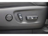 【パワーシート】 電動モーターで動くシートです。自分が調整したいと思う場所のスイッチを押している時間だけ動きます。