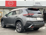 プライバシーガラスです。名前の通り、プライバシー確保また、冷房の効果担保にも役立ちます!
