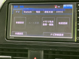 ナビやBluetooth、電話、運転支援などの設定項目が画面にまとまり、目的のメニューを見つけやすい表示です。日常の設定確認や変更も、画面を見ながら進められます。