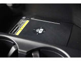 ワイヤレス充電搭載!対応した機器を置くだけで充電することが可能です!
