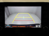 バックモニター装着車は後退時の強い味方です♪車庫入れや縦列駐車の際、後退操作の参考になるガイドラインをナビ画面に表示します。
