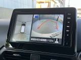 周囲の状況が分かるアラウンドビューモニター搭載。苦手な縦列駐車もこれがあれば安心ですね。