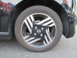おしゃれは足元から♪♪『155/65R14インチ』♪♪日産純正アルミホイールをはいております♪♪