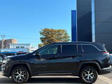 正規ディーラーの取り扱えるJEEPブランド保険もご用意!ご加入頂いた際、オリジナルサービスの『ボディ補修』『ガラス補修』『タイヤ補修』を無償で付帯いたします!※詳細はスタッフにお尋ねください。