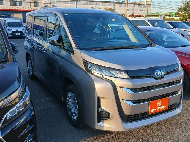 ノア 1.8 ハイブリッド X E-Four 4WD 禁煙車 純正8インチナビ バックカメラ