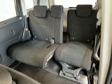【スライドシート】後席にもスライド機構があることで、細やかに荷室スペースを確保!日常の様々なシーンに対応します♪