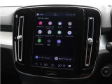 Google搭載のボルボなら、車内にいながら多彩なデジタルライフをお楽しみいただけます。Google Playから必要なアプリをダウンロードして、有意義な移動時間を楽しみましょう。