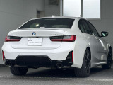 この度は弊社認定中古車をご覧いただき誠にありがとうございます。弊社はBMW 正規ディーラーですので遠方のお客様も安心してご購入下さい。ご不明な点がございましたらお気軽にお申し付けください。