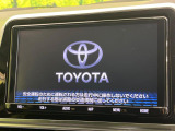 【純正9型ナビ】人気の純正ナビを装備しております。ナビの使いやすさはもちろん、オーディオ機能も充実!キャンプや旅行はもちろん、通勤や買い物など普段のドライブも楽しくなるはず♪