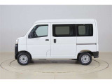 当店の車両本体価格には、点検整備代も含まれております。又、外装・内装は展示車両の現在の状態での価格になります。個々の車両に付きましては現車確認をお勧めいたします。お電話でも詳細をご案内いたします☆