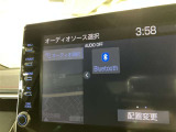 無線でBluetooth搭載機器を接続出来スマートフォンを接続して音楽を聴いたり、ハンズフリーで電話も可能です!イヤホンコードの煩わしさから解放、断線の可能性減少。快適な運転を提供します!