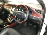 見通しのよいすっきりとした視界で、誰でも運転しやすいです。運転のしやすさは疲れにくさにも繋がりますよ♪