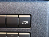 パワーバックドア装着車です。