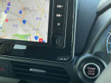 USB入力ケーブもありますのでAppleCarPlayもお使いいただけます