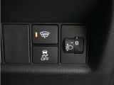 ◆VSA◆横滑り防止装置が装備されています。コーナーリング時の横すべりを抑える機能と、車両の急激な挙動変化を抑える機能で、安定した走行を実現しています。運転に安心とゆとりが出来ます。