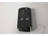 スマートキー!両手に荷物を抱えているときでも、ドアの施錠・解錠が楽々です♪