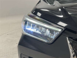 LEDヘッドライトとADB(アダプティブドライビングビーム)付で、夜間走行時の安心感が違います!
