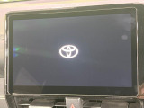 【10.5インチナビ】高級感とインパクトのある大画面ナビを装備。各種オーディオ操作はもちろん、スマホ連携もできる利便性の高いナビです♪