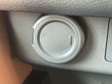 シガーソケットを装備しております。