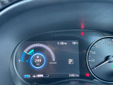 様々な車両情報を表示してくれる、アドバンスドドライブアシストディスプレイがついています