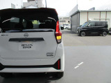後続車からの視認性も良くスタイリッシュなLEDテールランプ