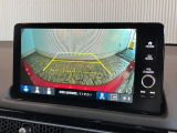 【バックカメラ】リバースにするだけで映ります、後方の安全確認や、狭い駐車場での車庫入れ、雨の日や夜間など視界の悪い時に便利です!安全にバックする為には欠かせない装備です。