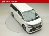 両側パワースライドドア付きだから、狭い駐車スペースなどでの乗り降りラクラク♪小さなお子さまのいるご家庭には嬉しい装備です。