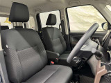 見通しのよいすっきりとした視界で、誰でも運転しやすいです。運転のしやすさは疲れにくさにも繋がりますよ♪