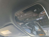 Mercedes me connectを装備。24時間緊急通報サービスやスマートフォンで駐車位置を確認できる等、便利な機能をご利用いただけます。