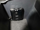 ETC車載器が搭載されているので、高速道路の乗り降りもノンストップで通過できます♪