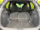 普段のお買い物や通勤、送迎等に十分な荷室スペースを確保しております。セカンドシートを倒すと、大きな荷物の積載も可能です♪