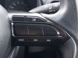 車線を逸脱すると音でお知らせ。安全運転のお手伝いをします。