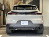 プライバシーガラス PORSCHEロゴおよびテールゲートモデルバッジ (ハイグロスブラック)